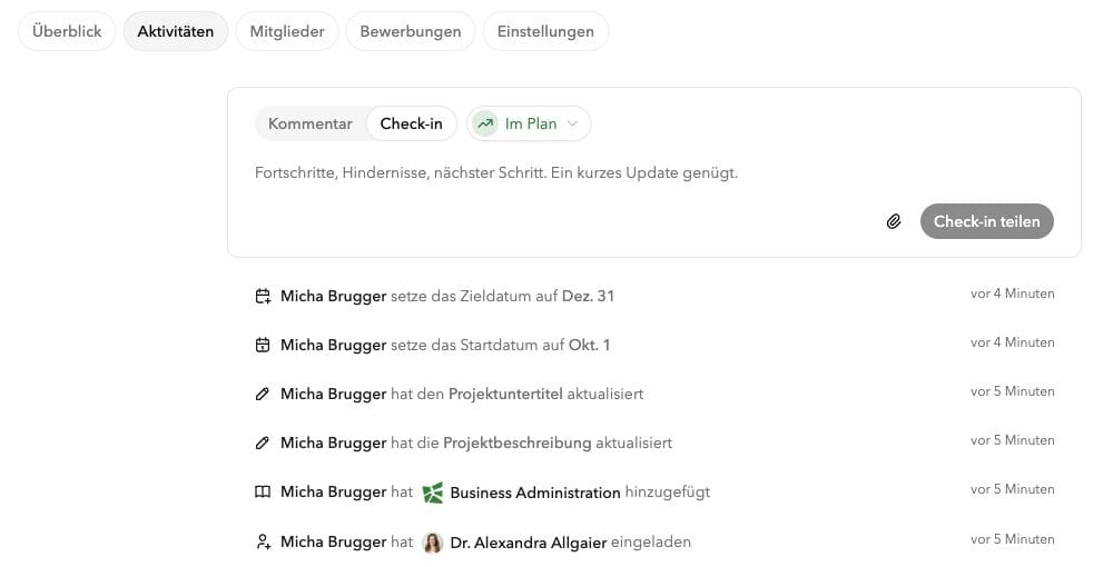 Journal d’activité montrant des modifications du projet et une invitation
